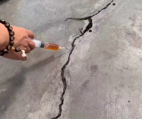 公坡镇混凝土裂缝修补技术详解​